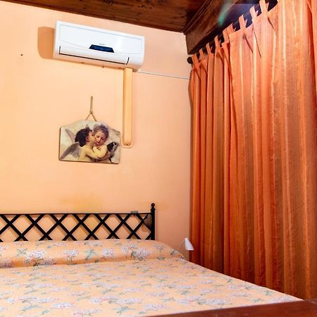Casa Rosa Ortigia Apartment Syracuse ภายนอก รูปภาพ